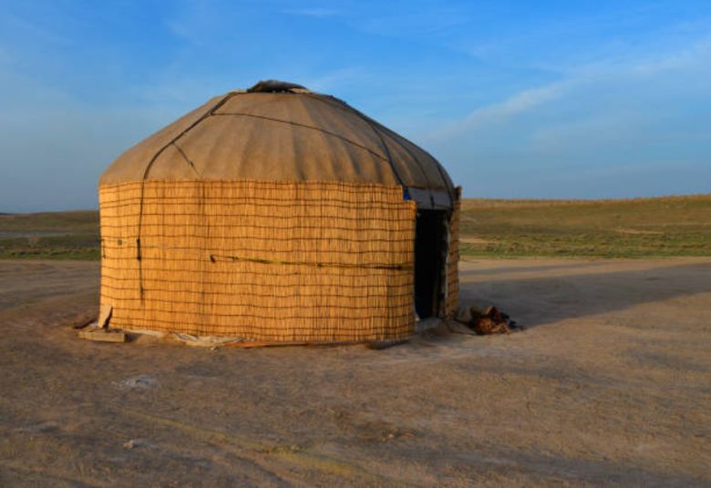 a-very-simple-yurt